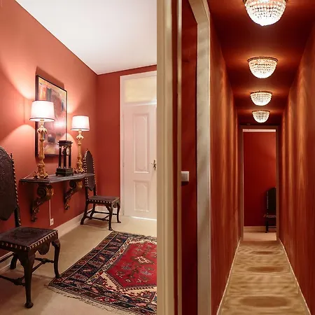 Konukevi Dear - Palace Chiado 4*