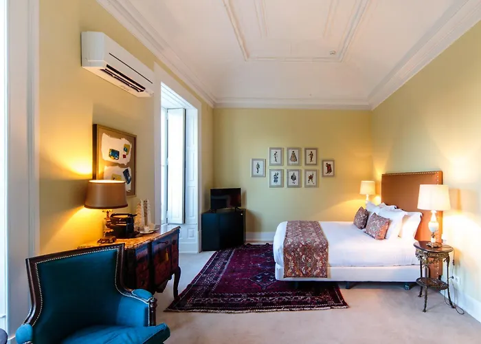 Dear - Palace Chiado ליסבון