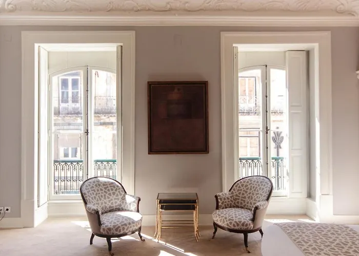 Гостевой дом Dear - Palace Chiado 4*