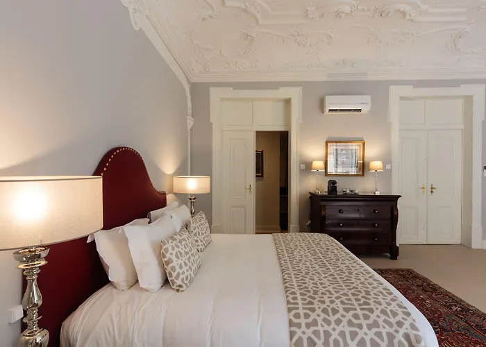 Dear - Palace Chiado Лиссабон