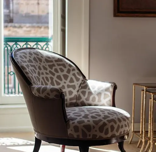 Dear - Palace Chiado