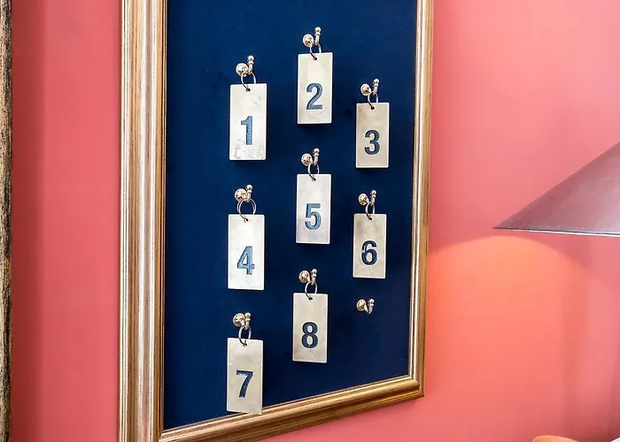 Dear - Palace Chiado Лиссабон